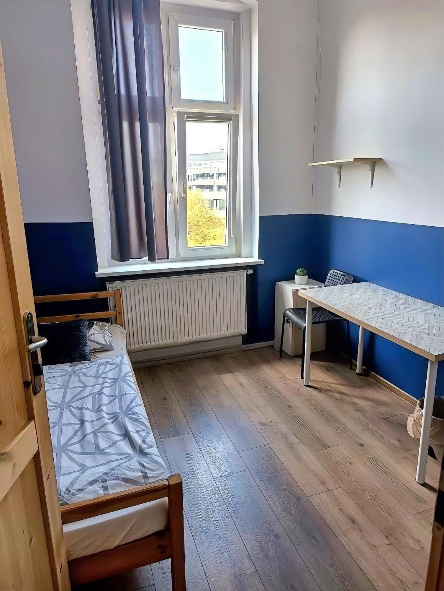 Mickiewicza Hostel Катовице Экстерьер фото